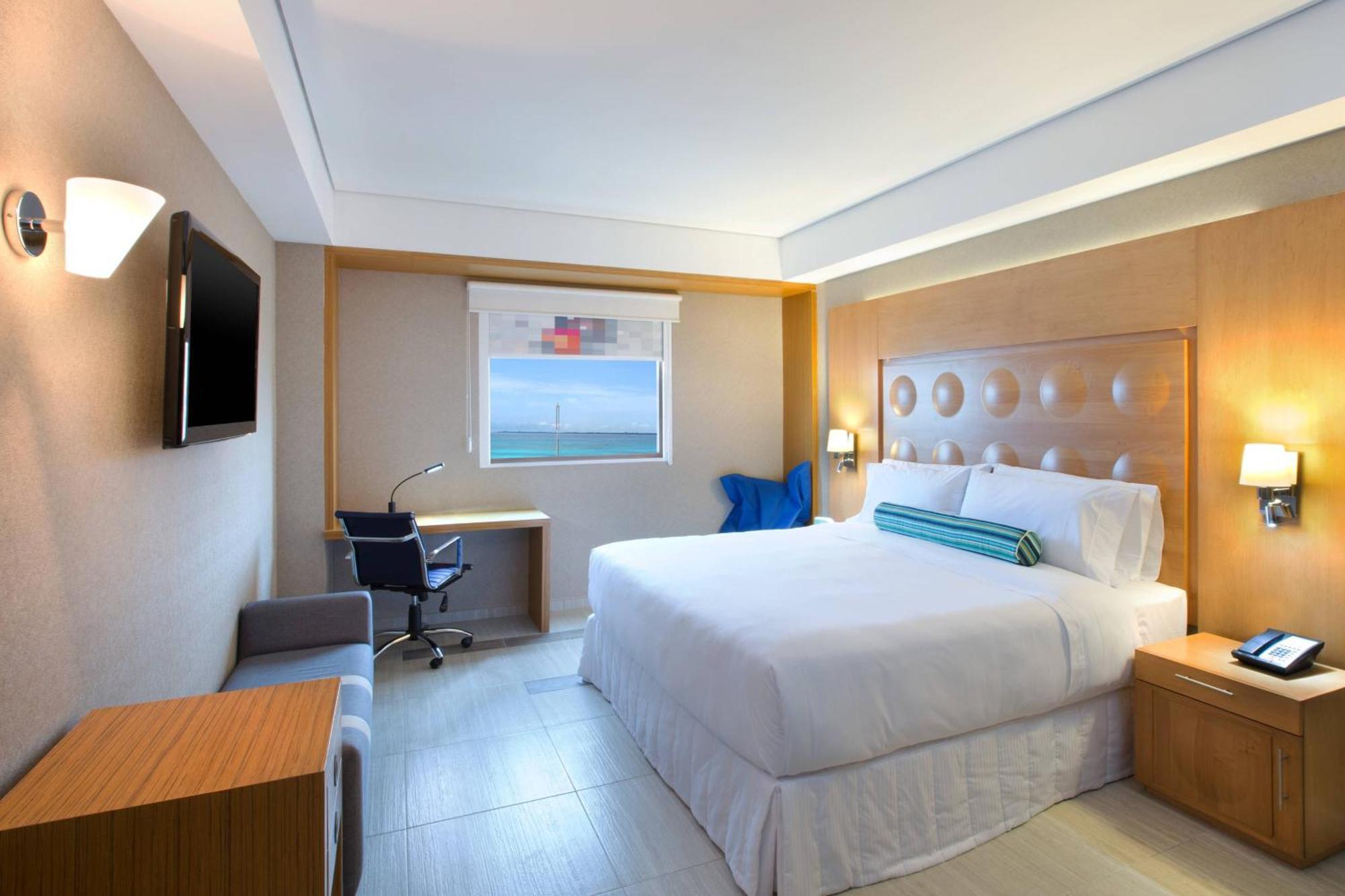 Renovated Aloft Cancun Exterior photo