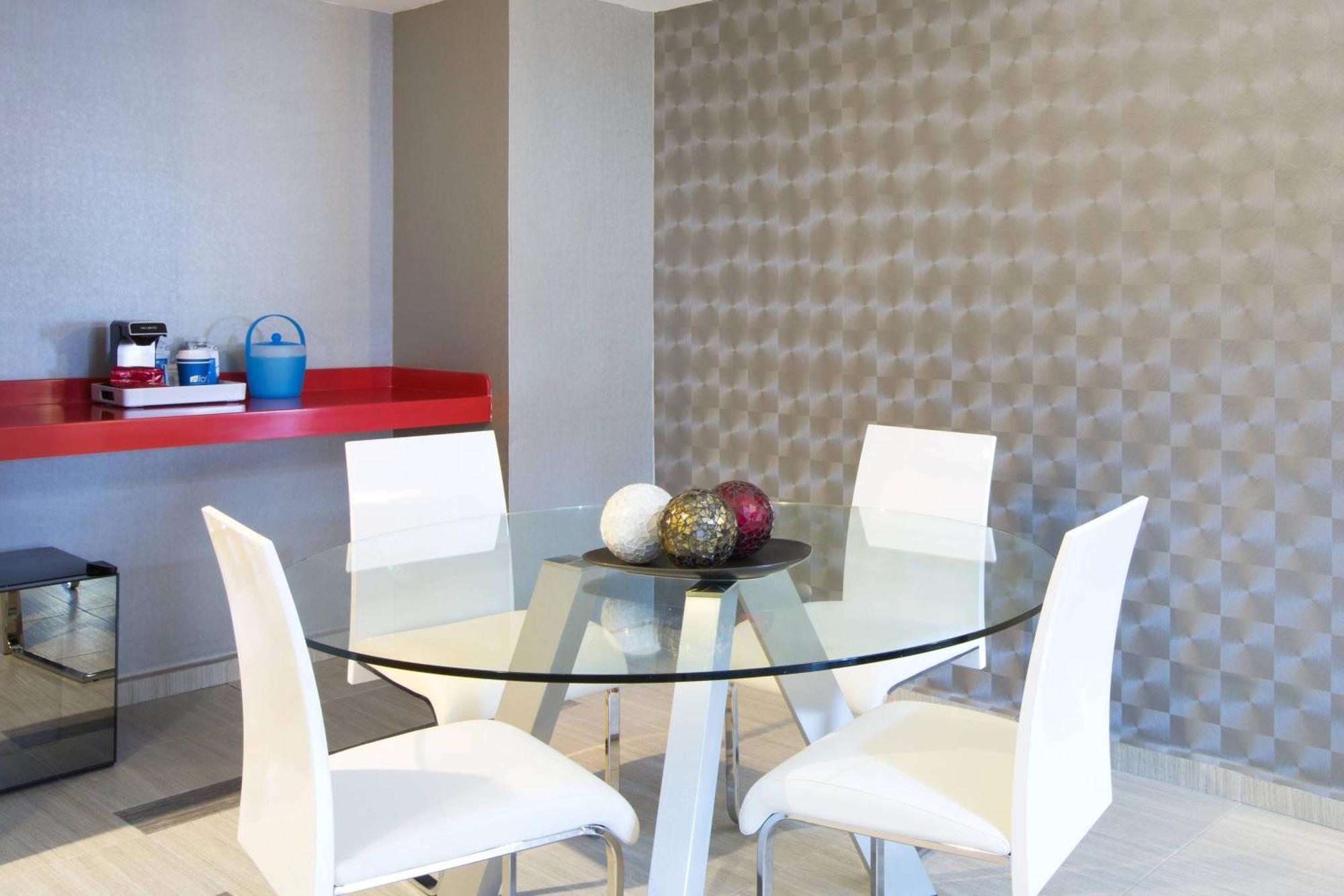 Renovated Aloft Cancun Exterior photo