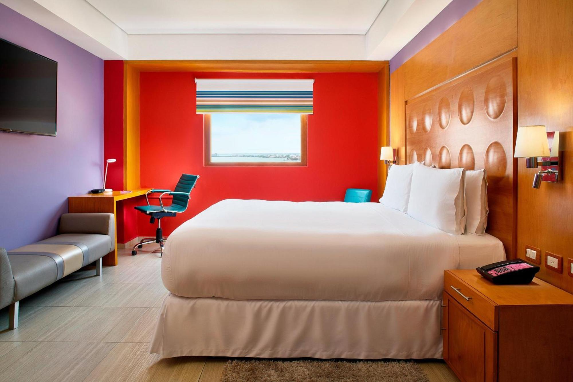 Renovated Aloft Cancun Exterior photo